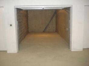 MOYx3xtip43jld57ir682a2.jpg